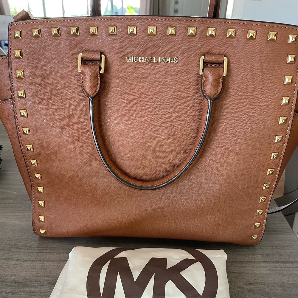 Michael Kors Luggage Selma Large